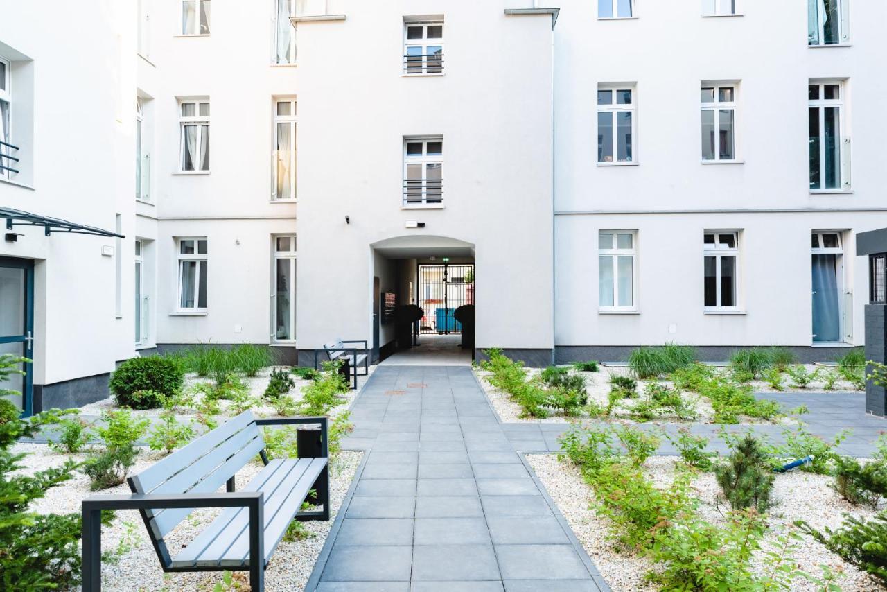Apartamenty Pamiatkowa 11, 2 Rooms, Self Check In 24H Познан Екстериор снимка