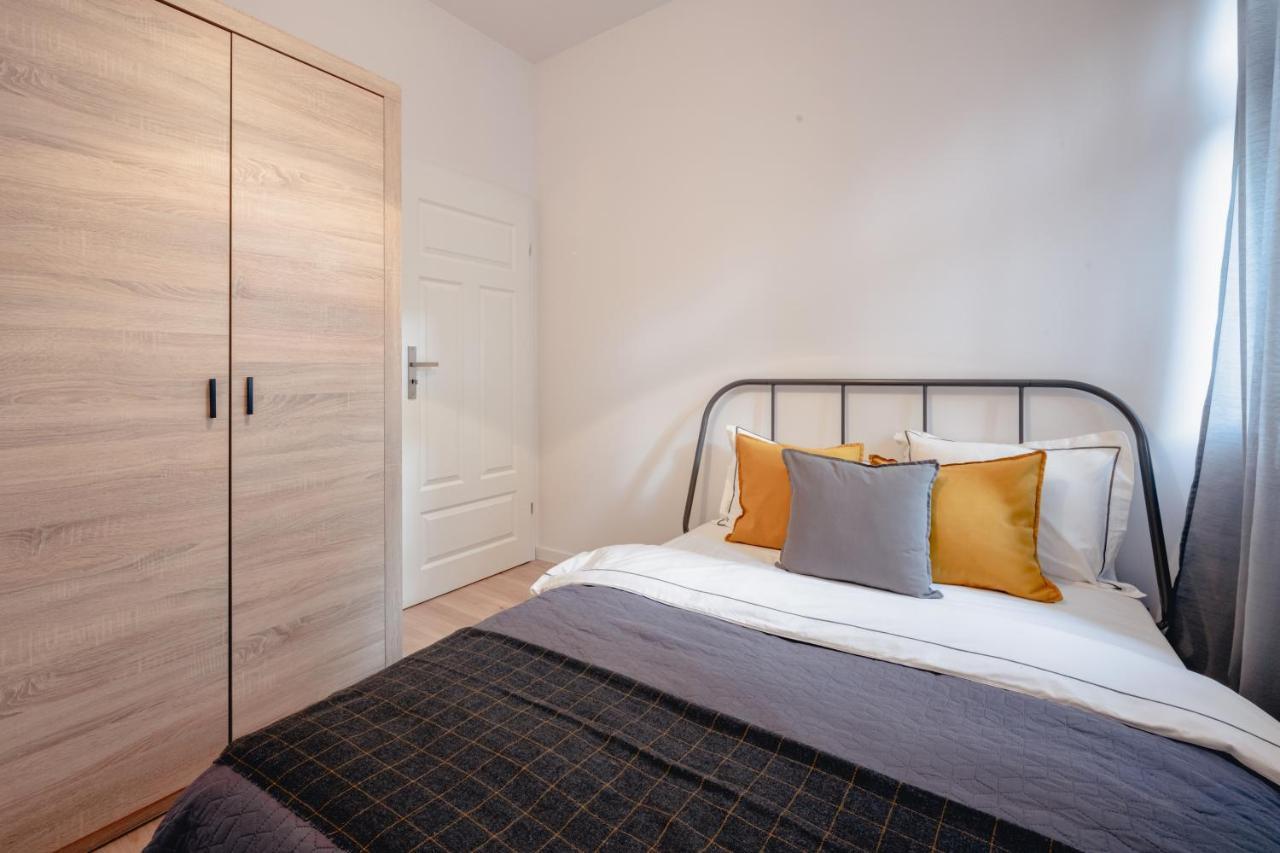 Apartamenty Pamiatkowa 11, 2 Rooms, Self Check In 24H Познан Екстериор снимка