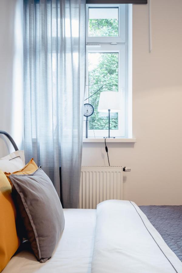 Apartamenty Pamiatkowa 11, 2 Rooms, Self Check In 24H Познан Екстериор снимка