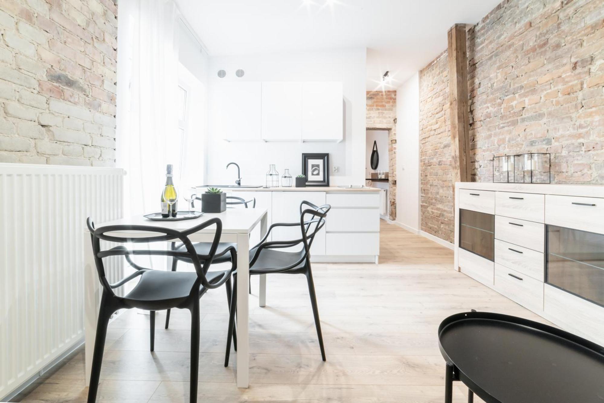 Apartamenty Pamiatkowa 11, 2 Rooms, Self Check In 24H Познан Екстериор снимка
