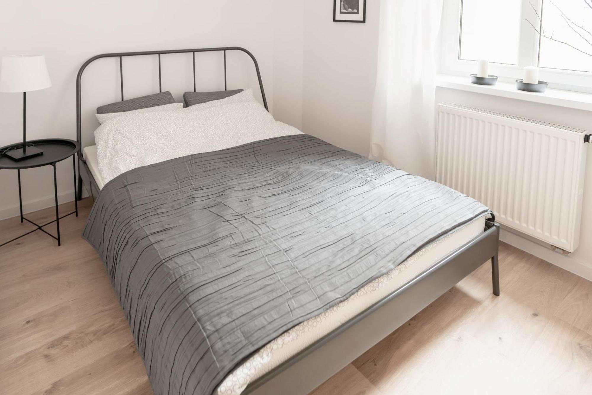 Apartamenty Pamiatkowa 11, 2 Rooms, Self Check In 24H Познан Екстериор снимка